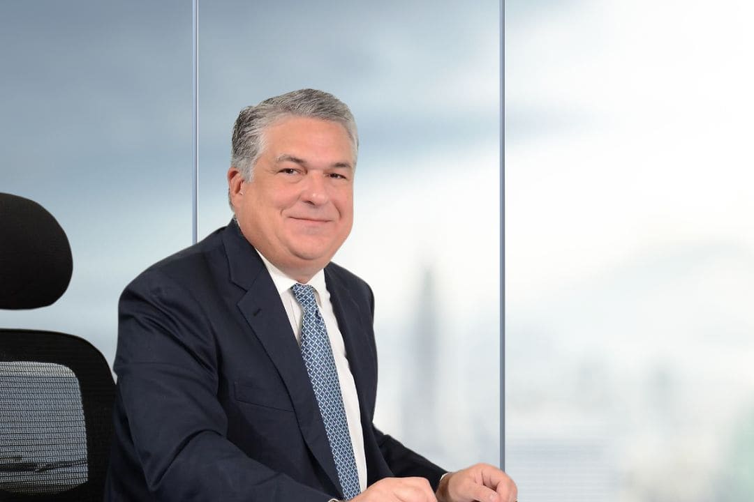 Francisco Martinelli revela cómo integrar hobbies rentables en la rutina de oficina