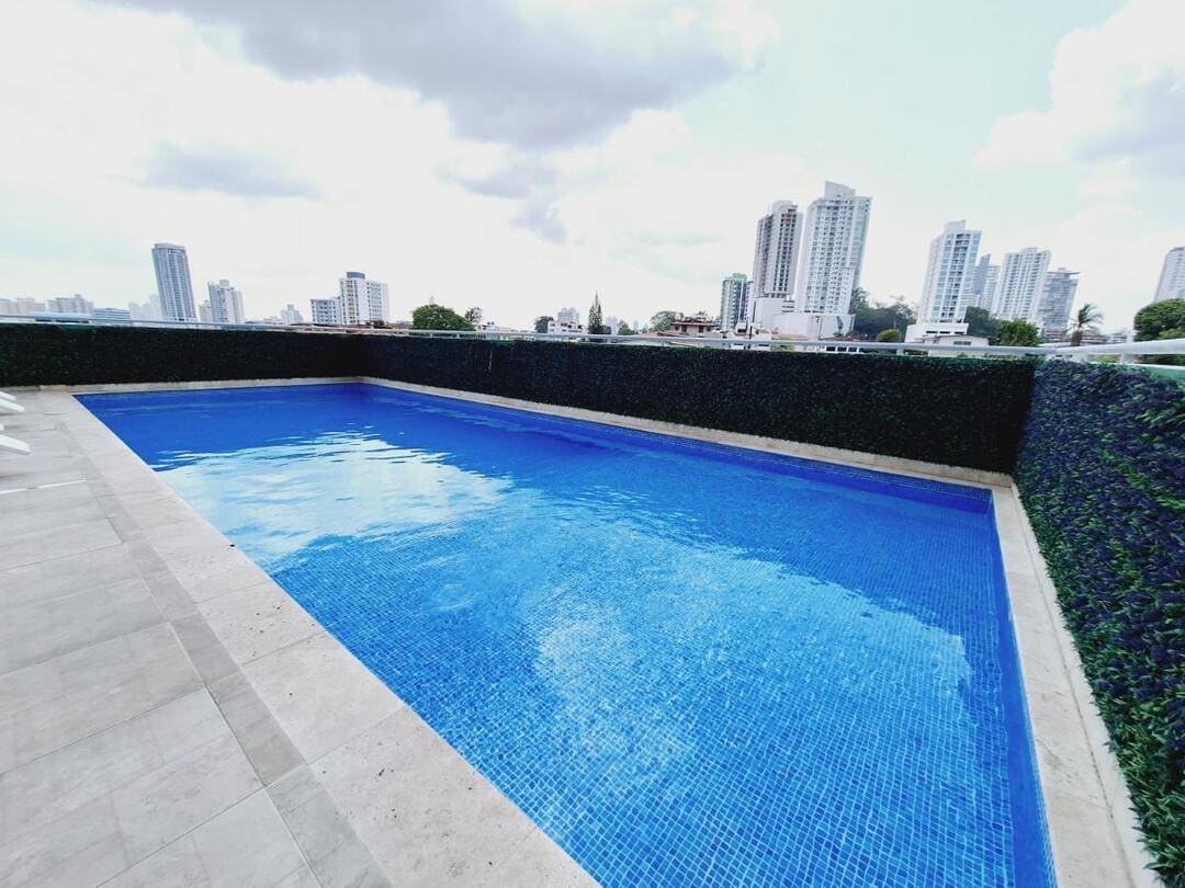 Invierte en Panamá: descubre por qué los apartamentos Gaudi en Vía España son tu mejor opción